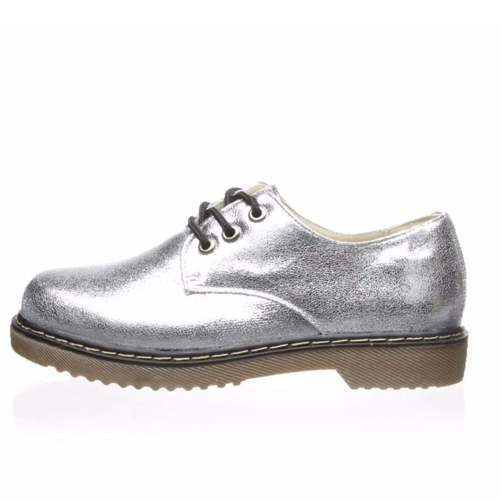 COCO Jumbo S/Kara shoes in silver metallic, size 12.5 Kids - New In Box